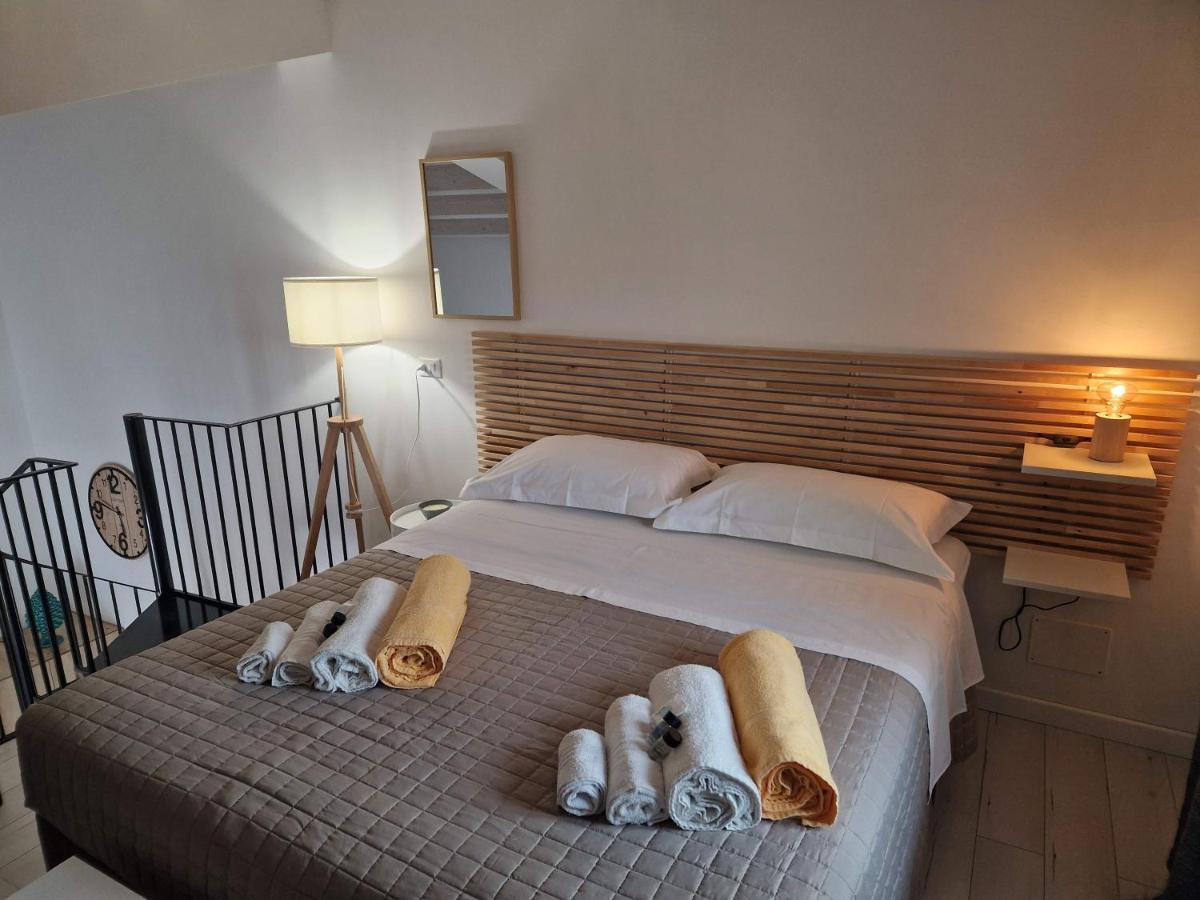 Casa Vacanze Gioberta Menfi Exteriör bild